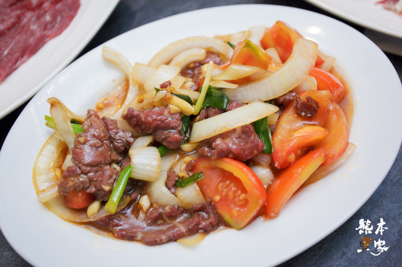 皇老爺溫體牛肉鍋|台南民權路美食|近阿美飯店~牛骨湯-現切溫體牛肉好吃