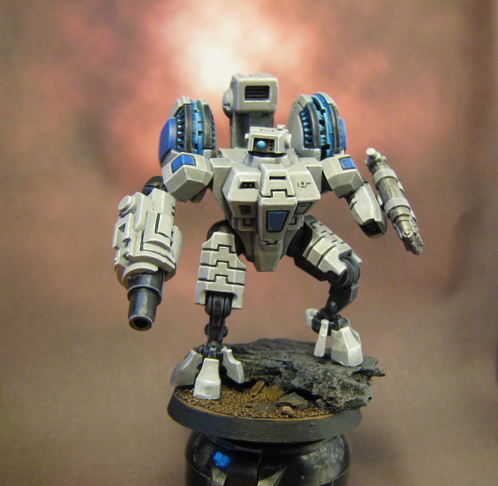 HardEdge Painting Tau XV8 crisis suit conversion