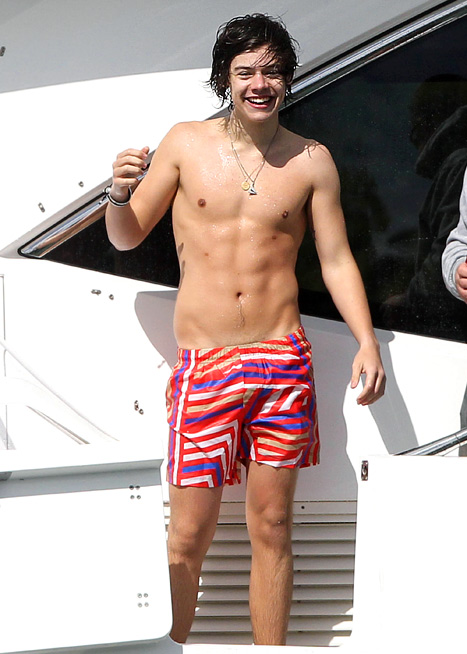 Harry Styles Hot: Harry Styles Shirtless