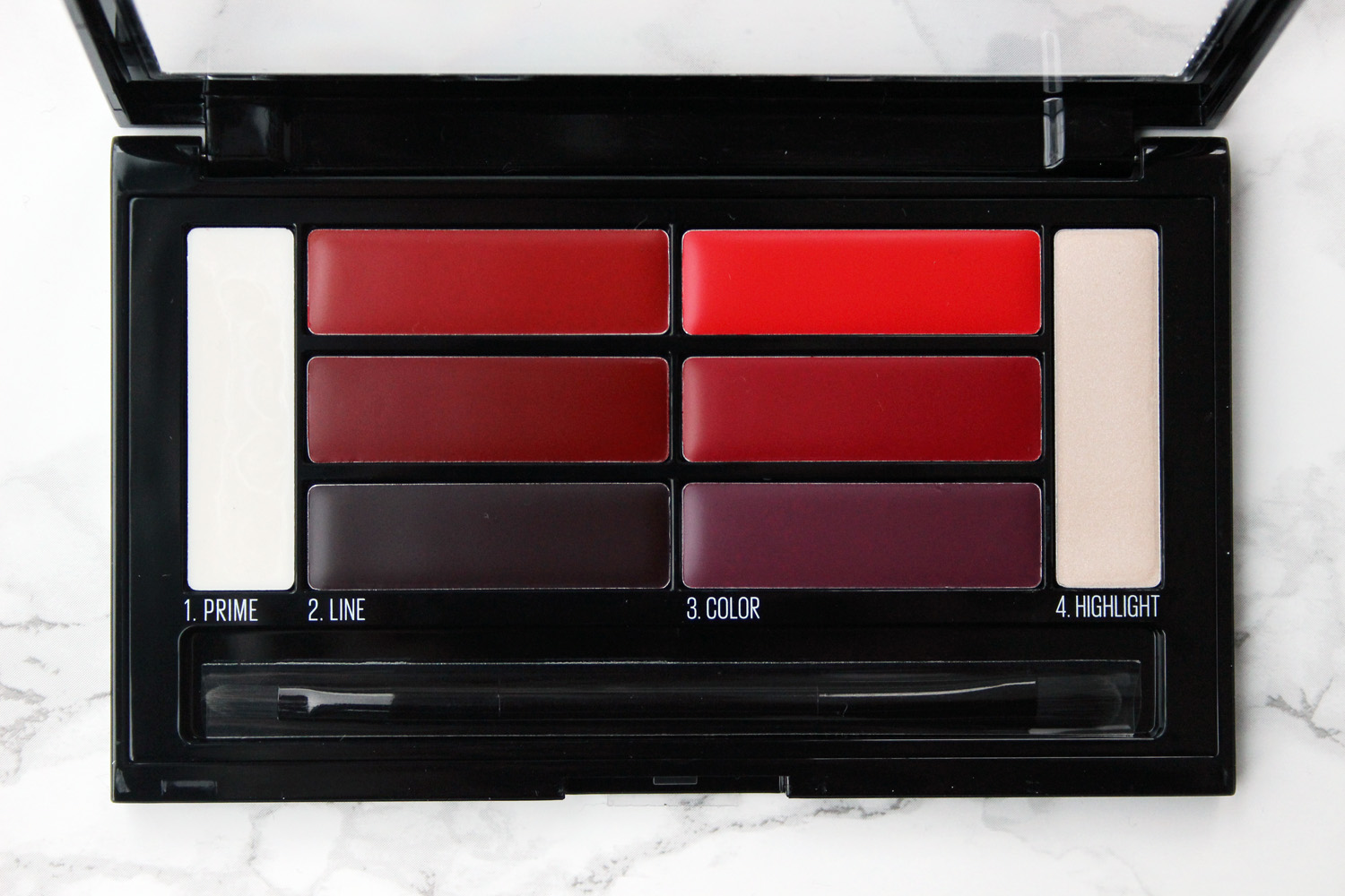 MAYBELLINE COLOR DRAMA Lip Contour Palette A Beauty To Rock