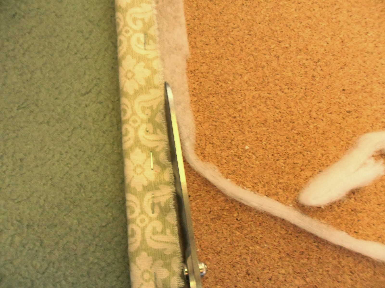 gillyflower How to Make a Fabric Covered Notice Board