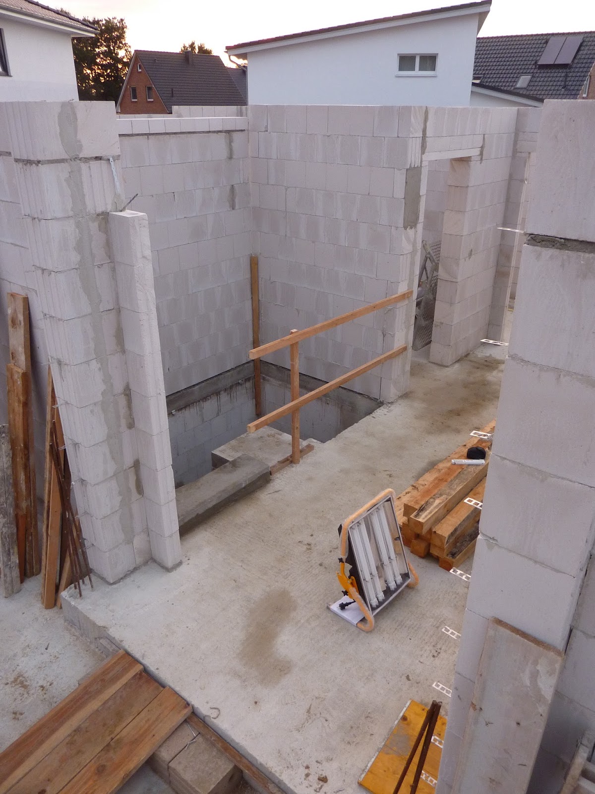 PROJEKT: "UNSER TRAUMHAUS": Garage, Kellertreppe & Co.