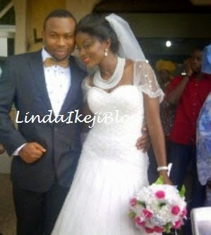 00 Tonto Dikeh's Mr X may be divorced...see tweets.