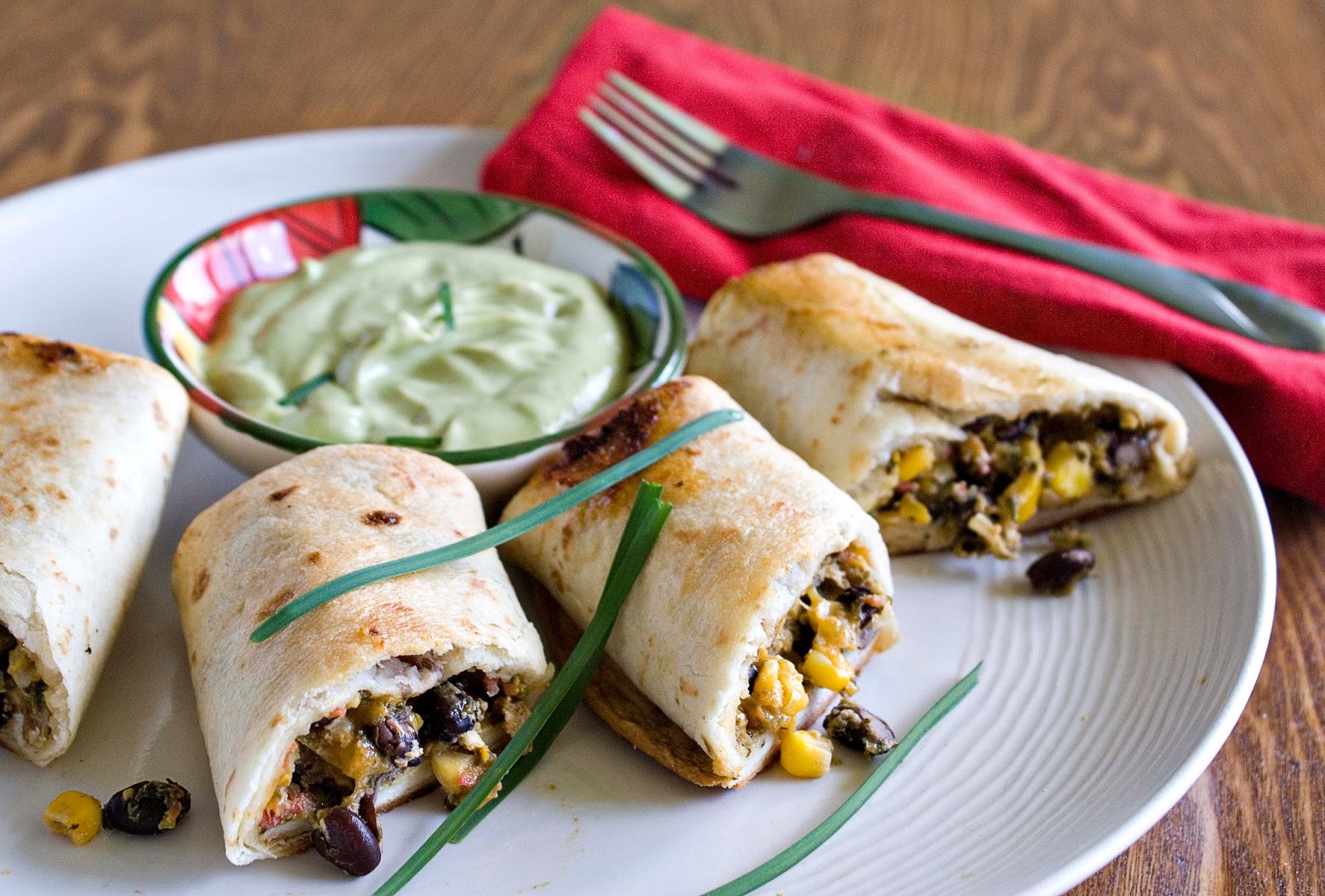 The Hungry Lovers Healthy Chili's Southwestern Egg Rolls