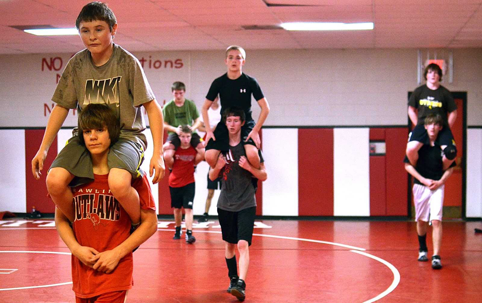 Han Cheung photography RHS wrestling practice