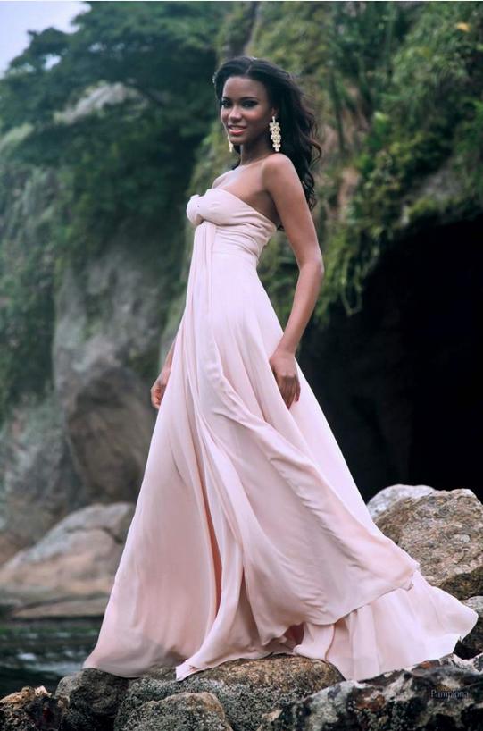 Hotties Wallpapers: Leila Lopes Hot Pictures