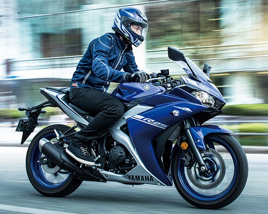 Ilustrasi Yamaha-R25