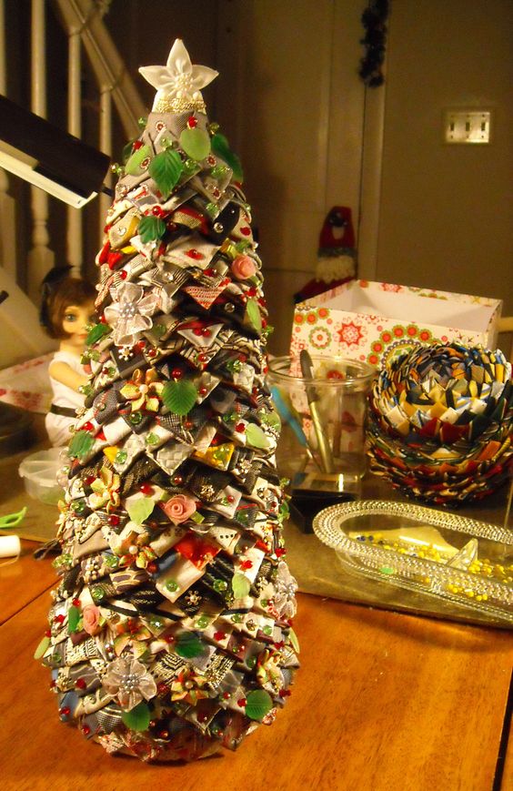 37 DIY Recycled Christmas Tree Ideas Do it yourself ideas and projects