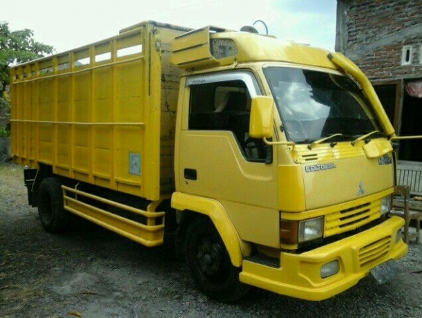 Truk Ragasa Modifikasi-kuning