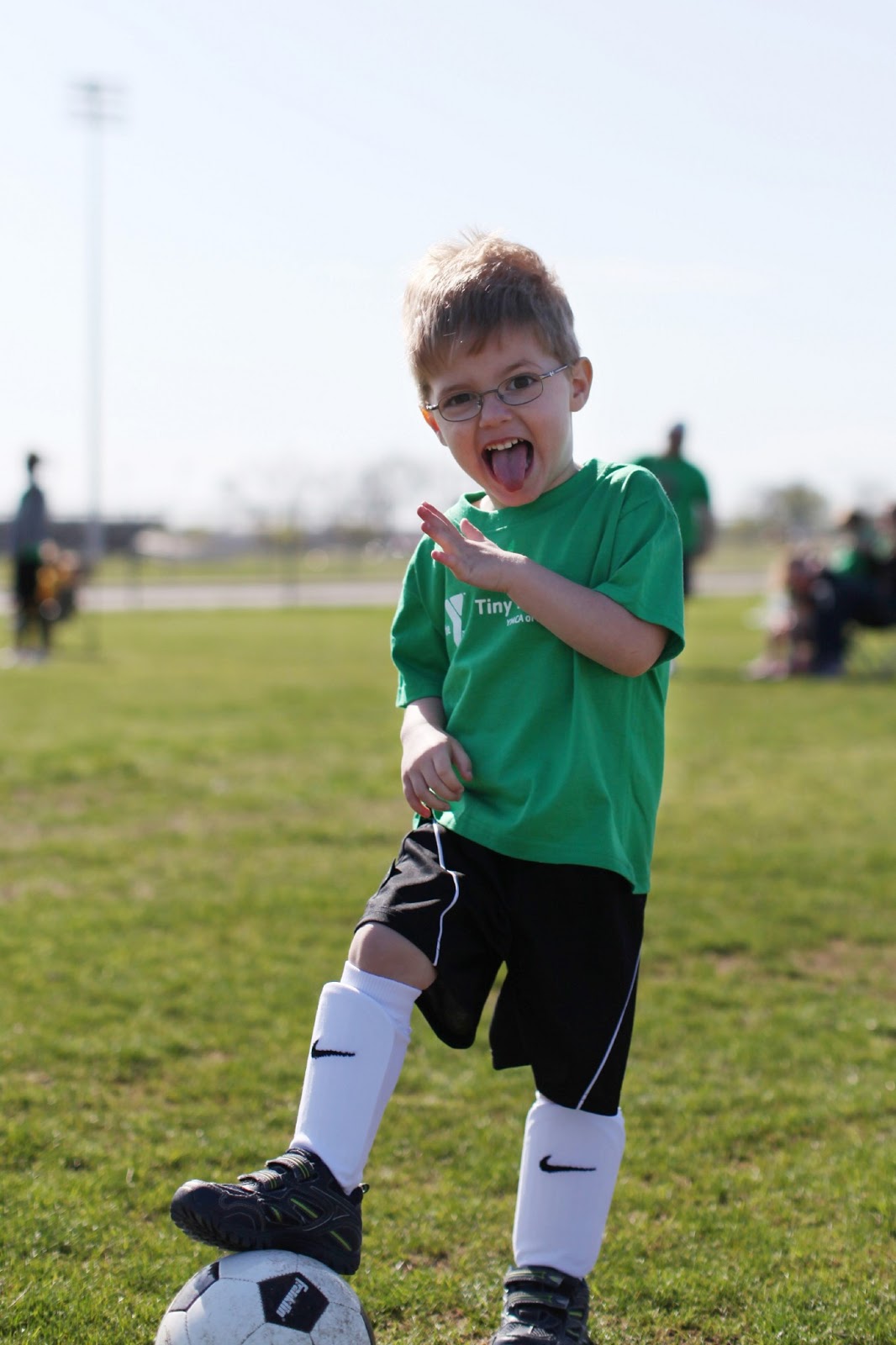 The Hill Family YMCA Tiny Tots Soccer Go Green Frogs!