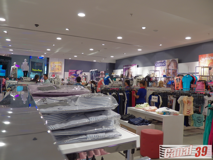 INAUGURAÇÃO DI GASPI PÁTIO PINDA, COM PRESENÇA DO CANTOR E APRESENTADOR