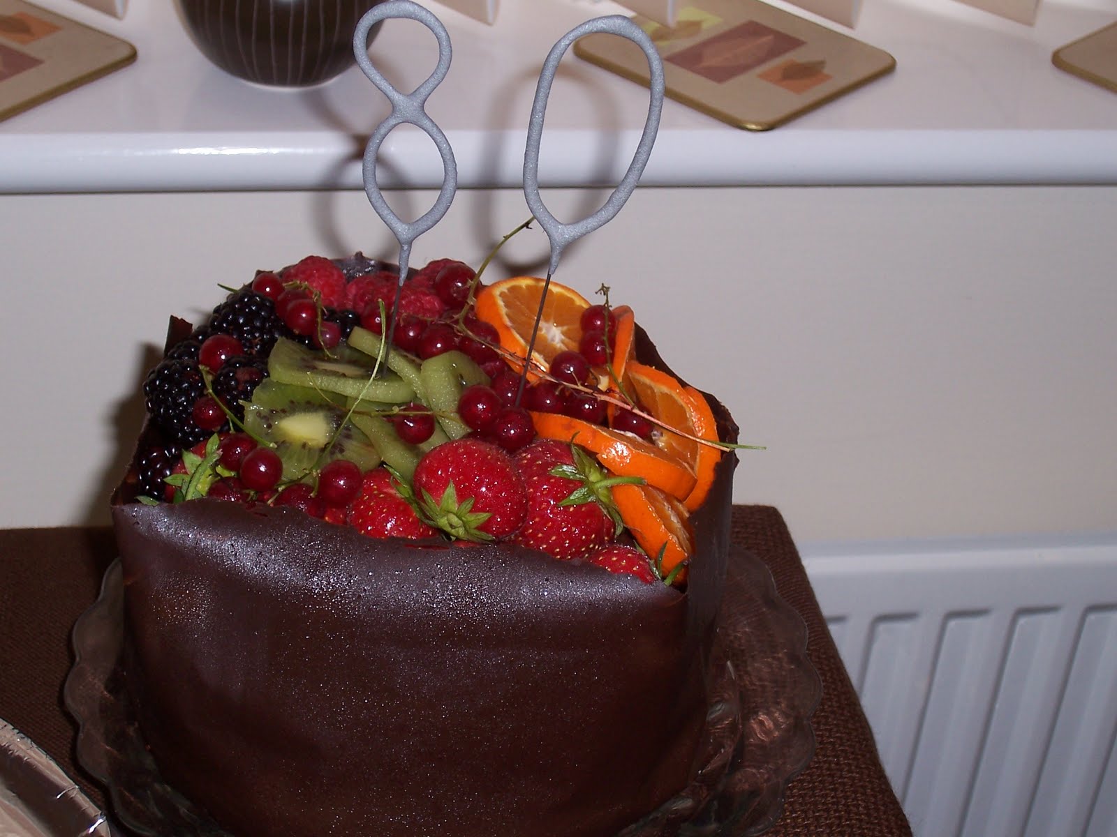 Country Rose Kitchen: Fruit Hamper Cake