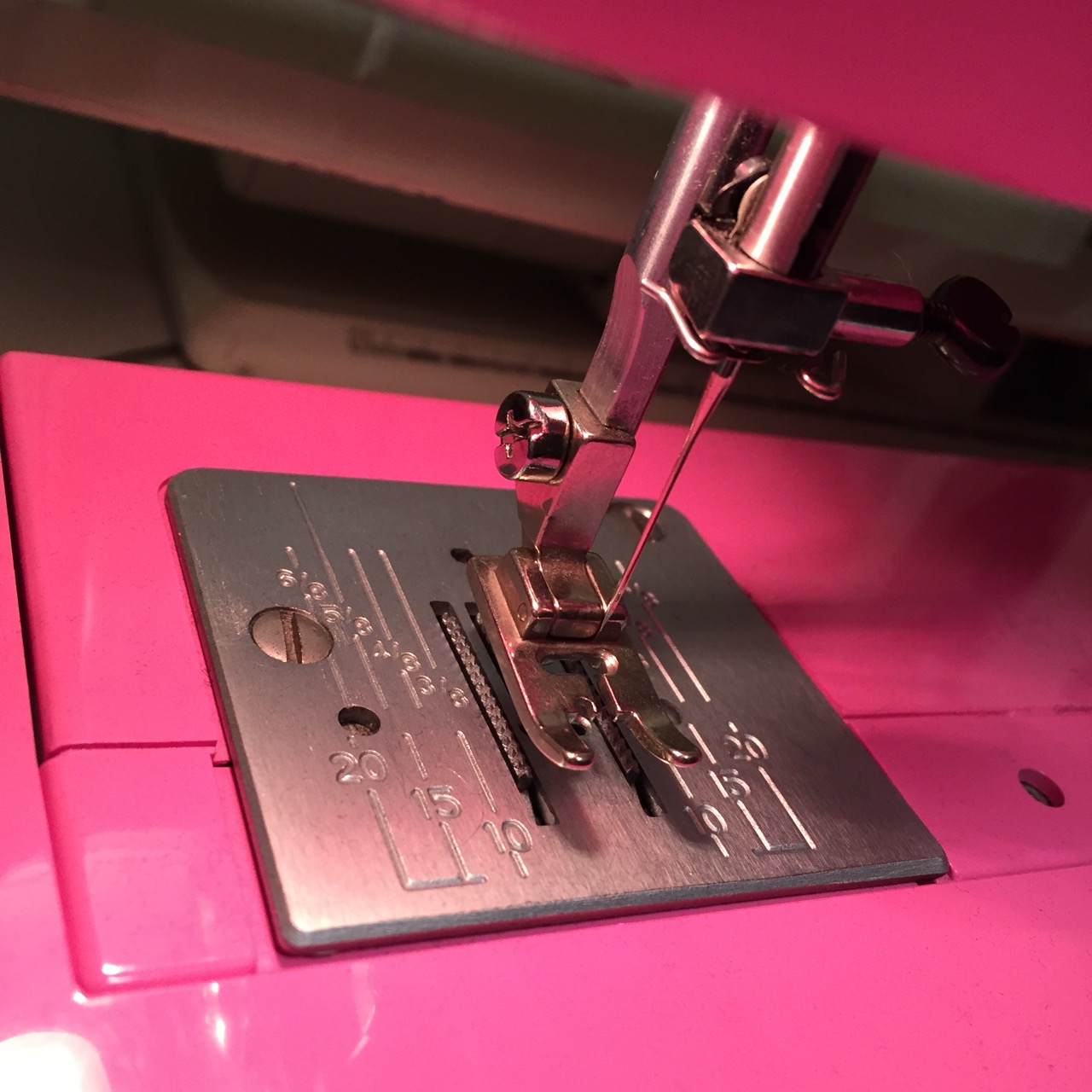 Janome 12-Stitch Hello Kitty Sewing Machine, 15312