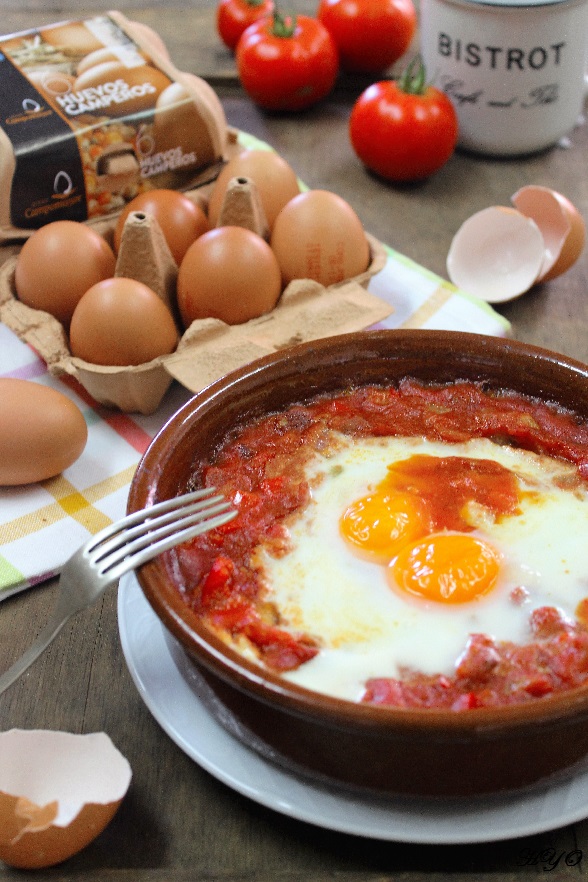 Huevos Al Chilindrón
