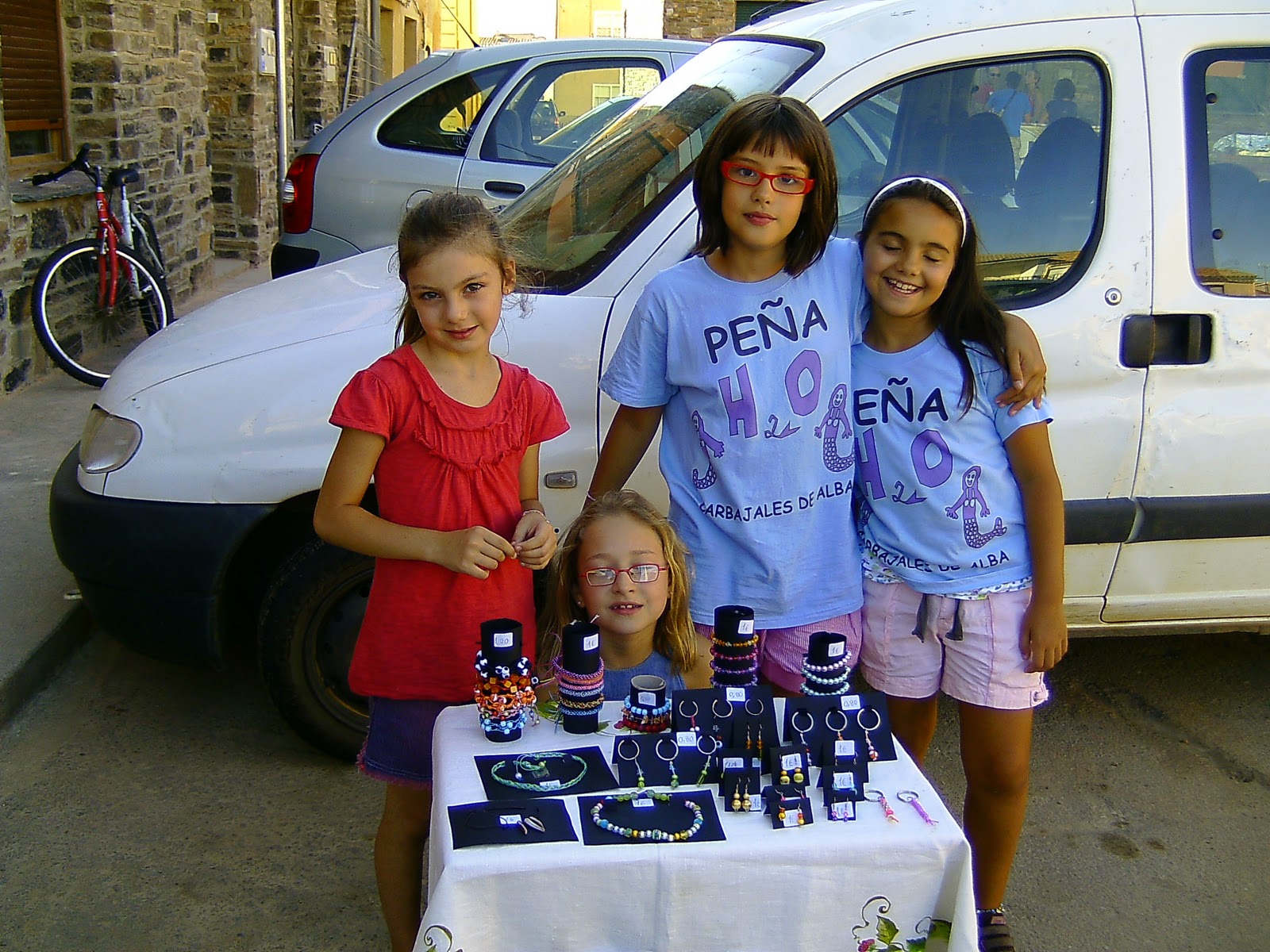 Mis Manualidades: El mercadillo, hacer manualidades de un tipo diferente.