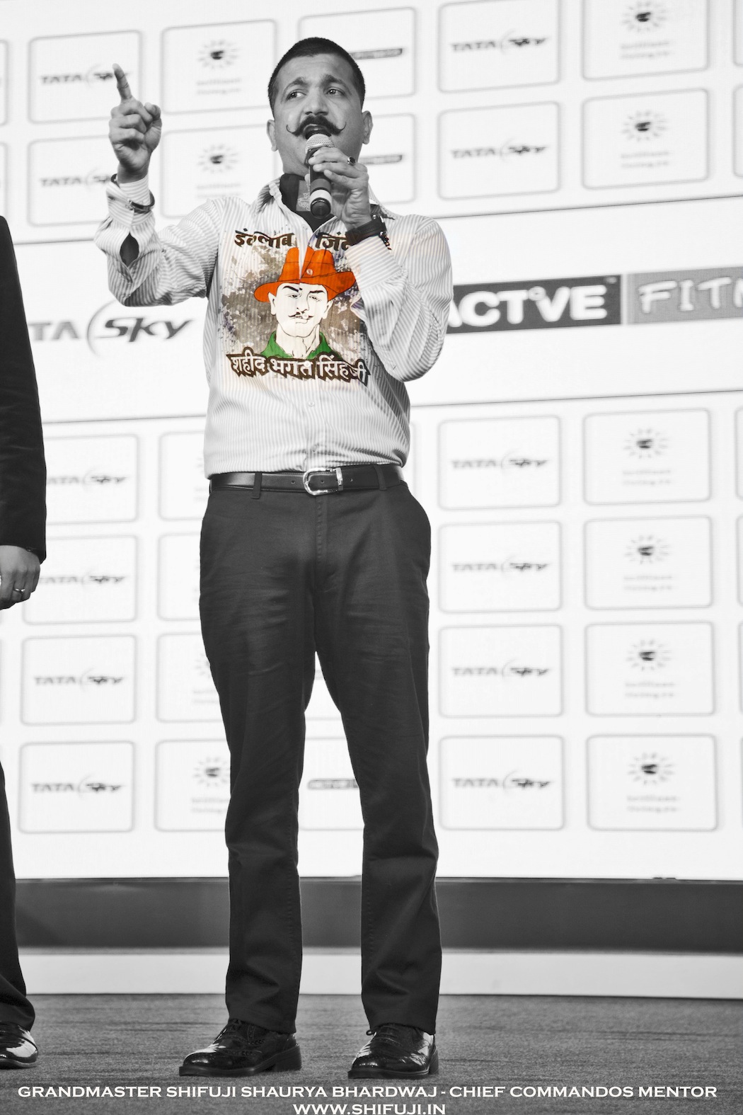 The Ultimate Fighter S19E07 28th May 2014 HDTV x264 Sir