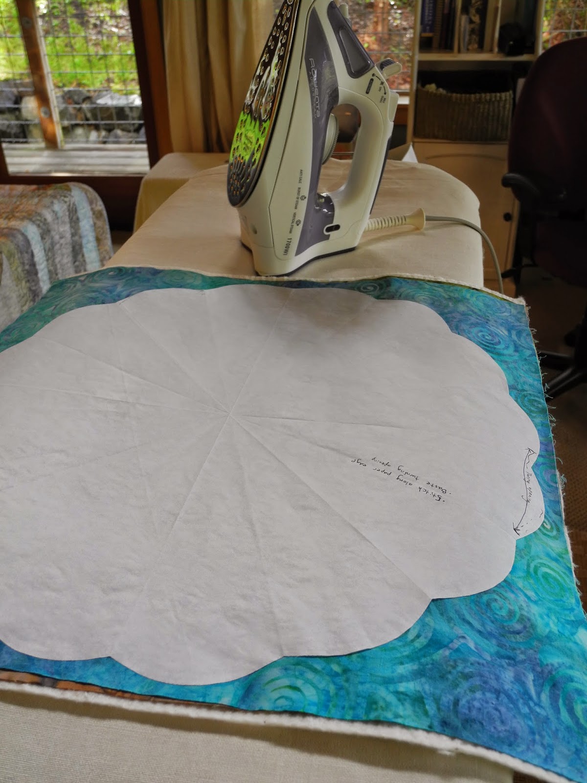 Sherrie loves color!: Wedding table toppers