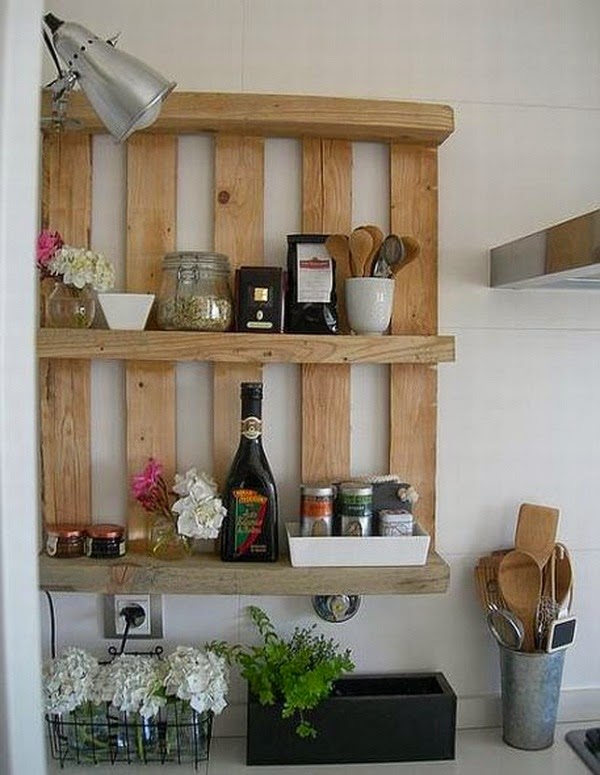 ways to reuse wood pallets