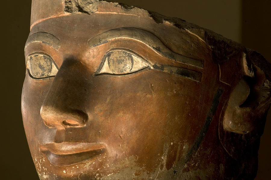 Comparing FU HAO To The Egyptian Pharaoh Hatshepsut