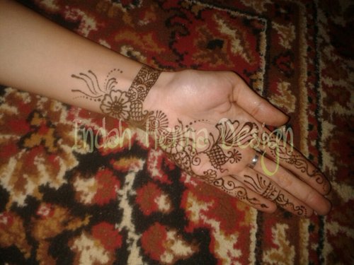 INDAH HENNA DESIGN Hukum henna dalam Islam 