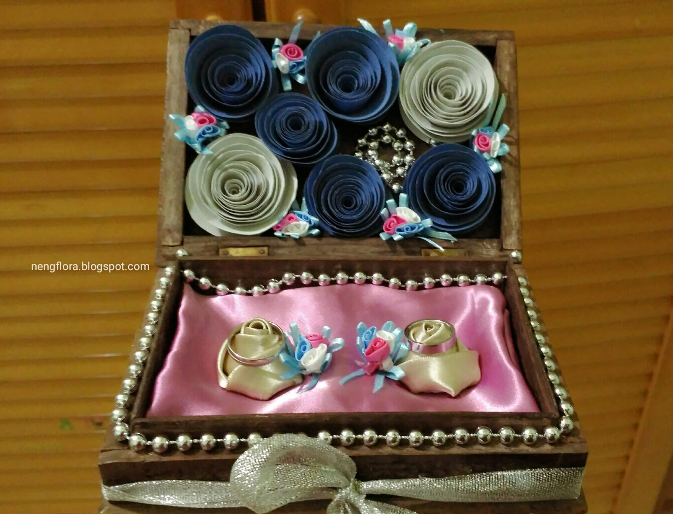Menghias Kotak Mas Kawin atau Mahar Sendiri Cerita Nengflora Menghias Kotak Mas Kawin atau Mahar Sendiri Cerita Nengflora