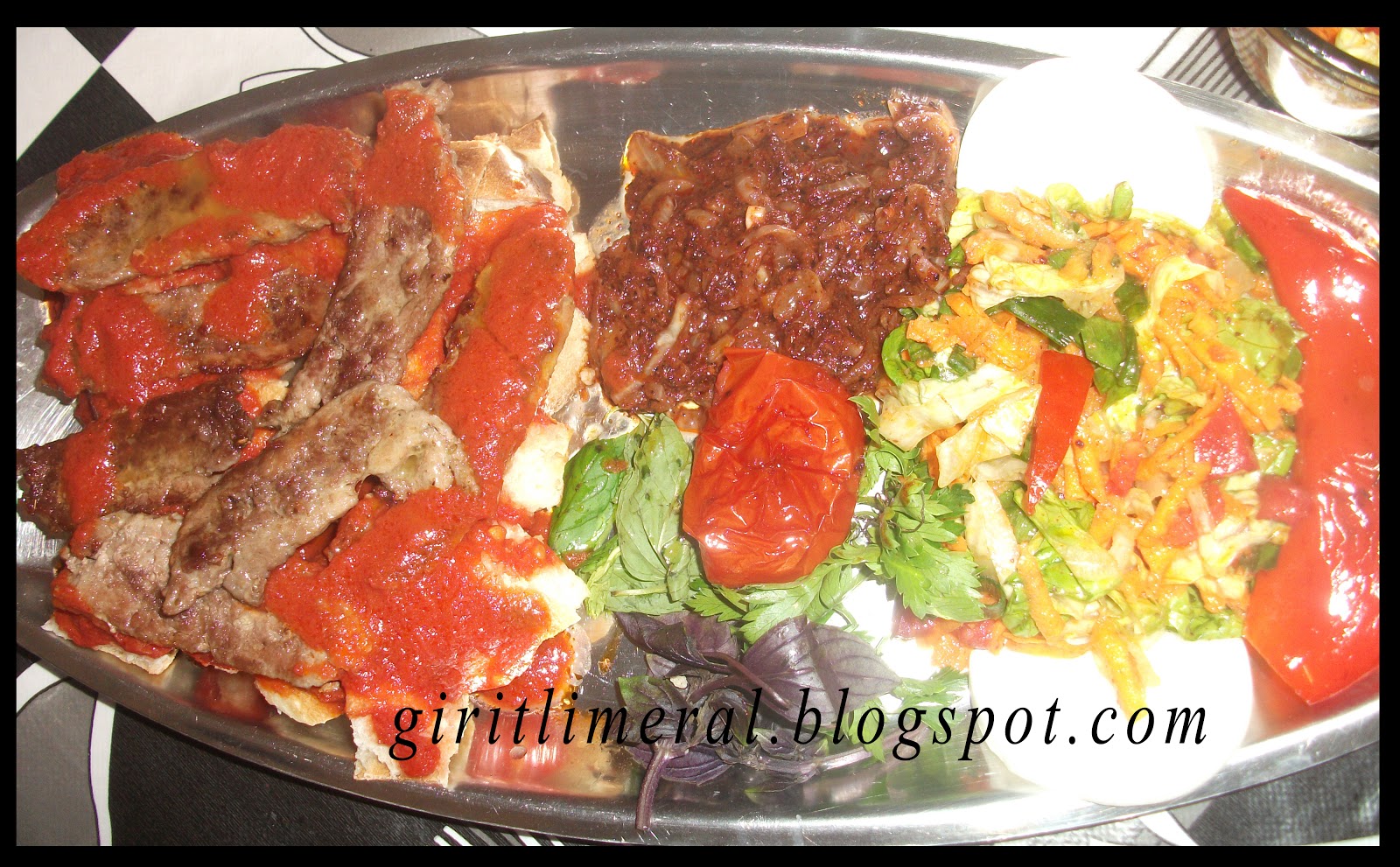 Giritli Meral�in Mutfağı Ev Yapımı Döner