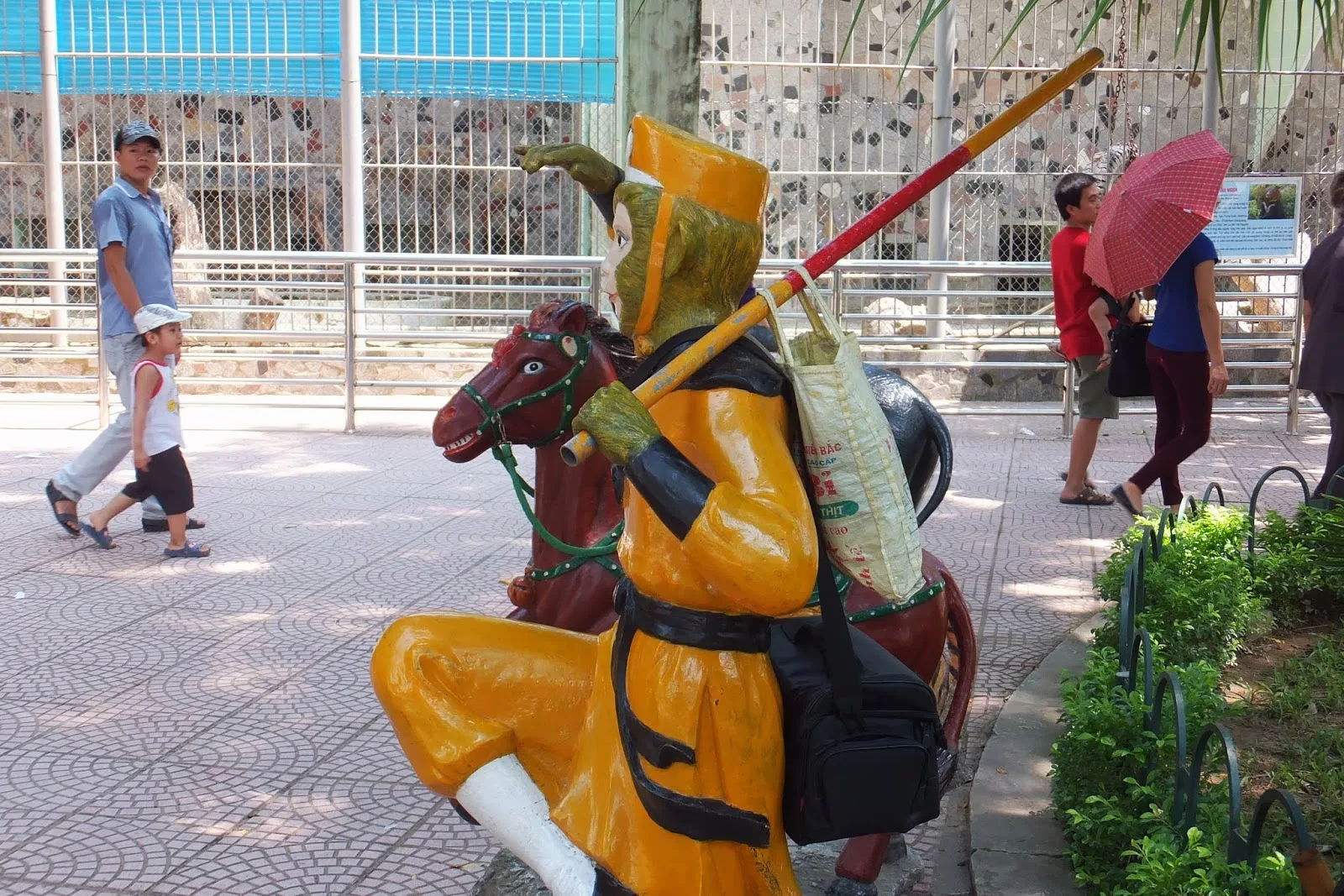 hanoi-zoo ハノイ動物園の孫悟空サイド