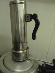 puttu cooker steam pressure kerala spiced veg steaming lid cook place curry