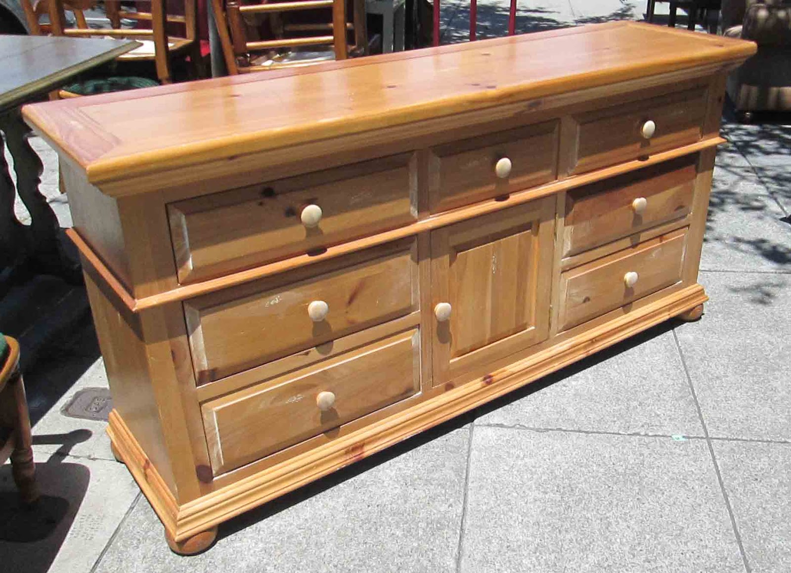 UHURU FURNITURE & COLLECTIBLES SOLD Country Pine Dresser 75