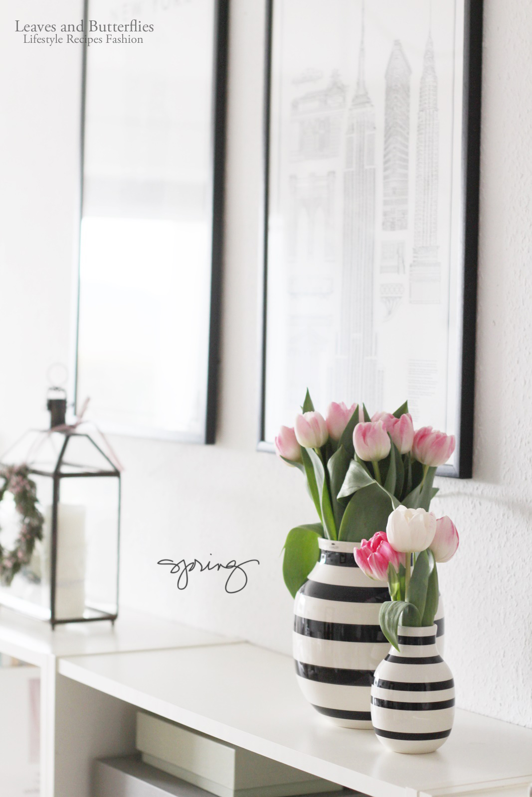 Unser Wohnzimmer mit neuen Vasen und Auslosung