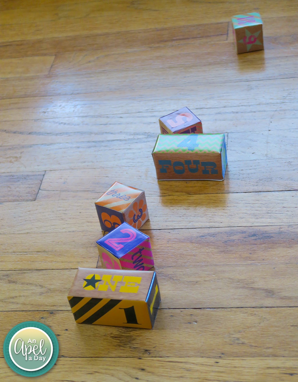 An Apel a Day Rubber Band Game Review