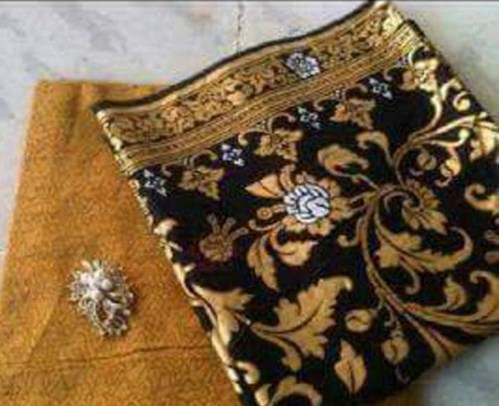 Kain Embos Adalah Model Baju Batik Terbaru