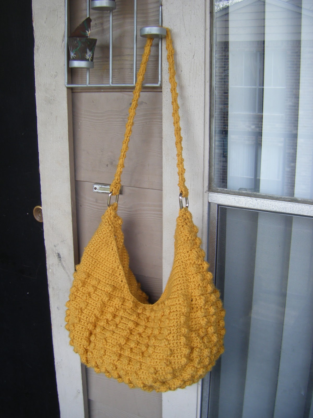 Natalia Hobo Crochet Tote Bag Pattern PERMISSION SELL finish product