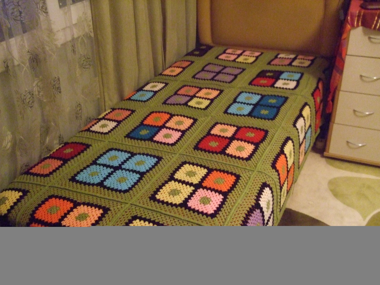 Hümeyra�nın denizi Tığ işi yatak örtüsü 2.bölüm