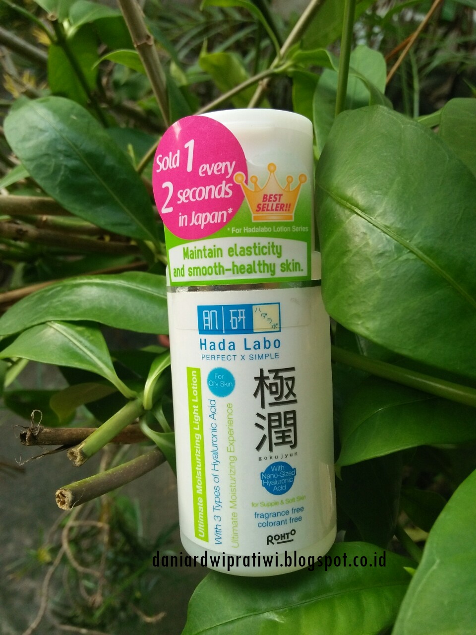 Review Hada Labo Gokujyun Ultimate Moisturizing Light Lotion daniar's
