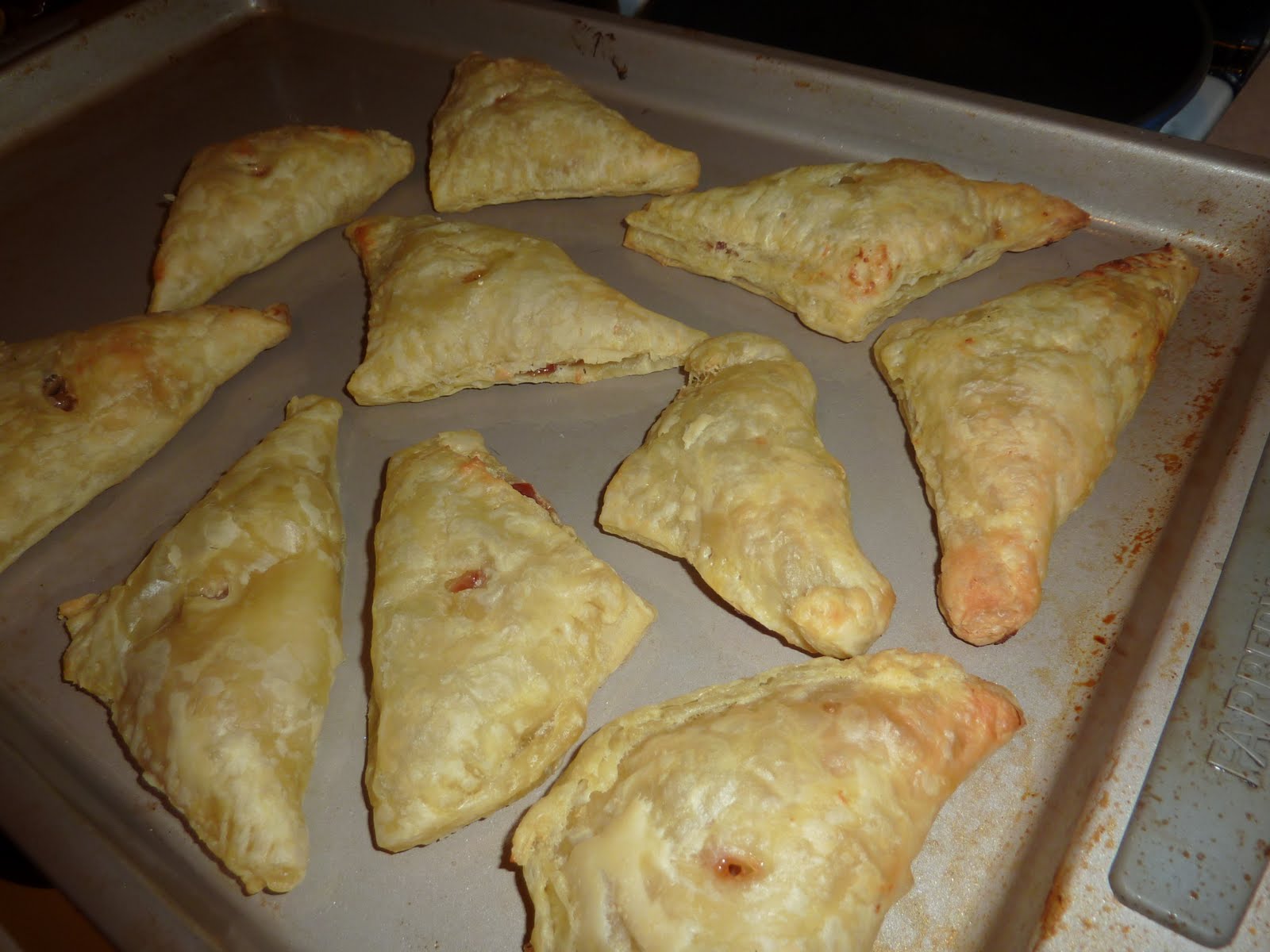 Look To Beauty: vegan Guava Cheese Turnovers