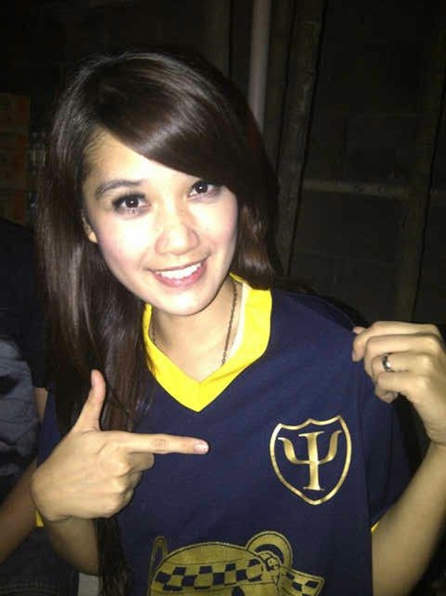 Foto Hot Aurelia Devi Novianty Dan Profil Biodata - Fierli Blog