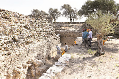 Roman temple re-surfaces in southern Turkey