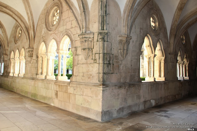 Mosteiro de Alcobaça - Claustro de D. Dinis-http://fotosefactos.blogspot.com