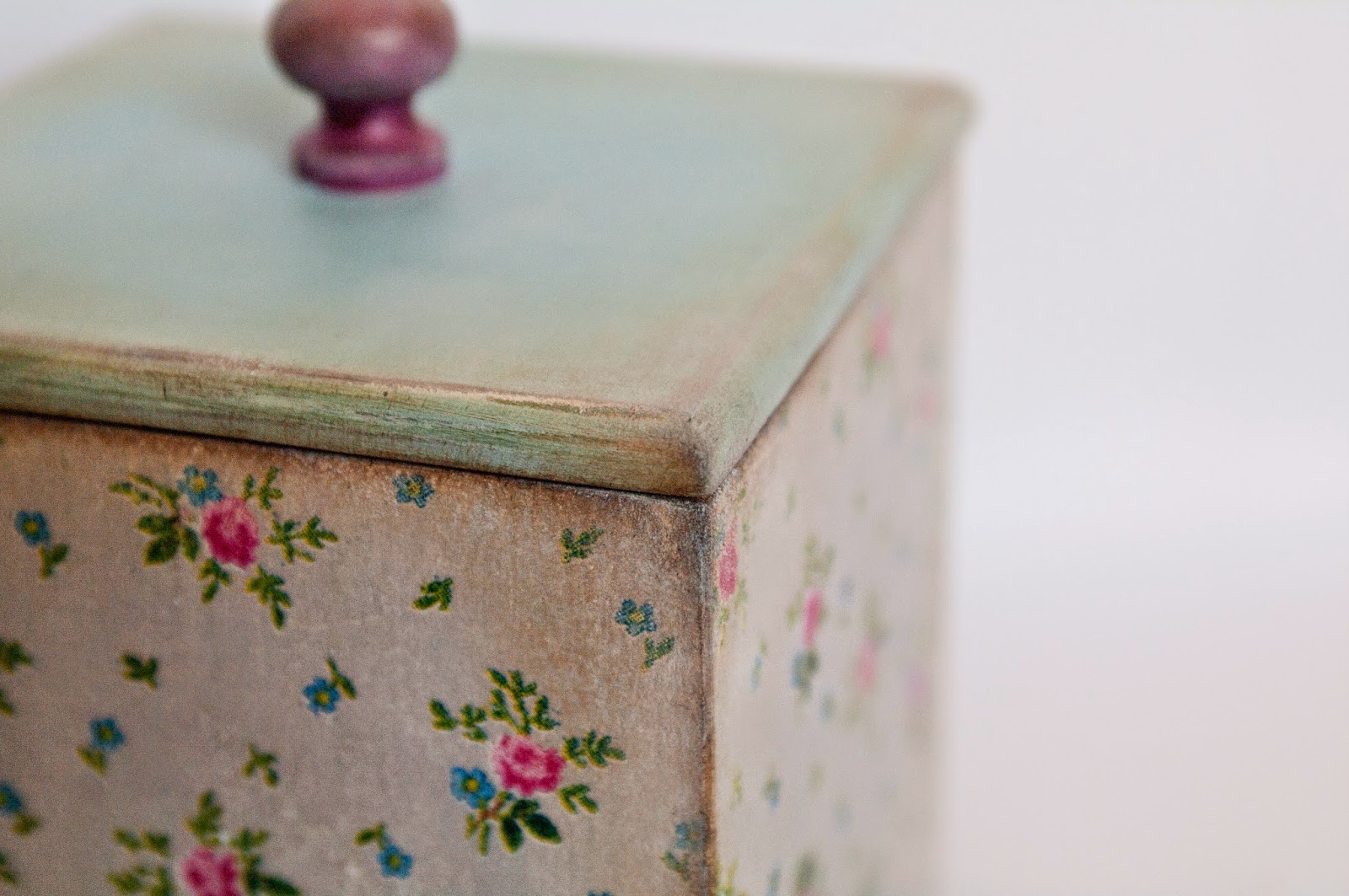 Маленькие радости каждый день: Винтажные короба для хранения