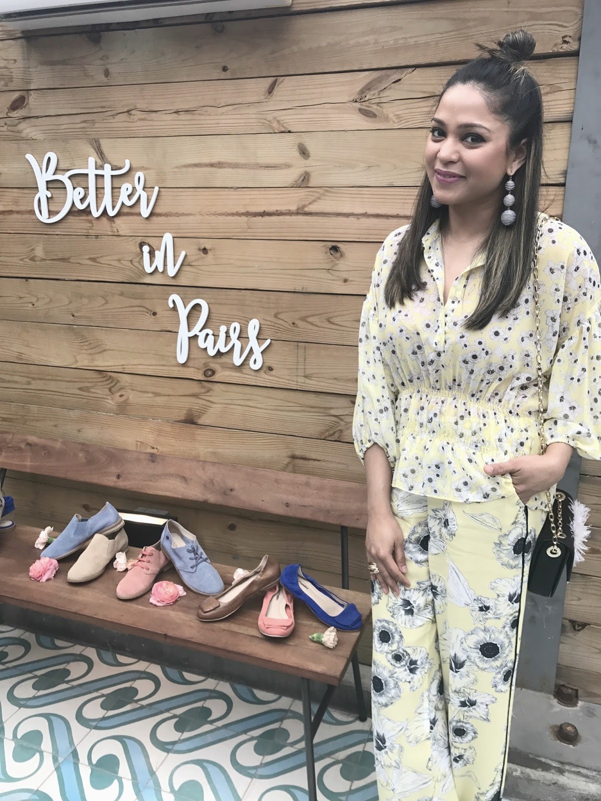 how to wear floral print with floral, yellow wide leg pants outfit, yellow peplum top outfit, look, ootd, street style, zara pants, hushpuppuppies shoes, mules, neutral, spring , saumya , myriad musings how to wear floral print with floral, yellow wide leg pants outfit, yellow peplum top outfit, look, ootd, street style, zara pants, hushpuppuppies shoes, mules, neutral, spring , saumya , myriad musings