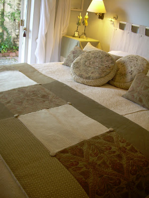 Paz Montealegre | Decoración: Ropa de cama-Pieceras-cubrecamas-cojines