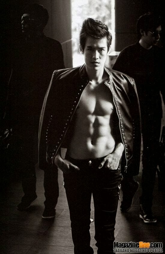 ป๊อป พิชฌพัฒน์ ตันทา หล่อแซ่บ