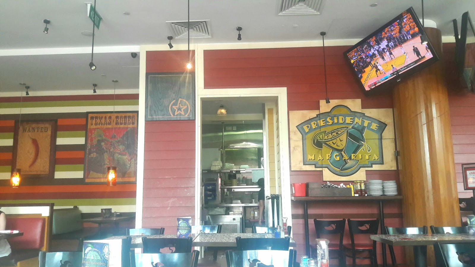 TheArcticStar's Tales Dinner at Chili's Mexican Restaurant Resorts