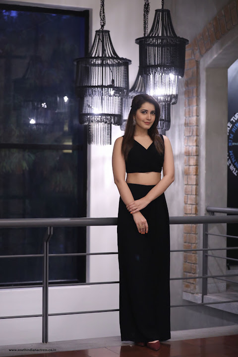 Raashi Khanna at the launch of Dr Copper Water Bottles