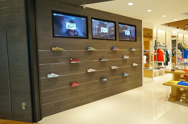 onitsuka sunway pyramid
