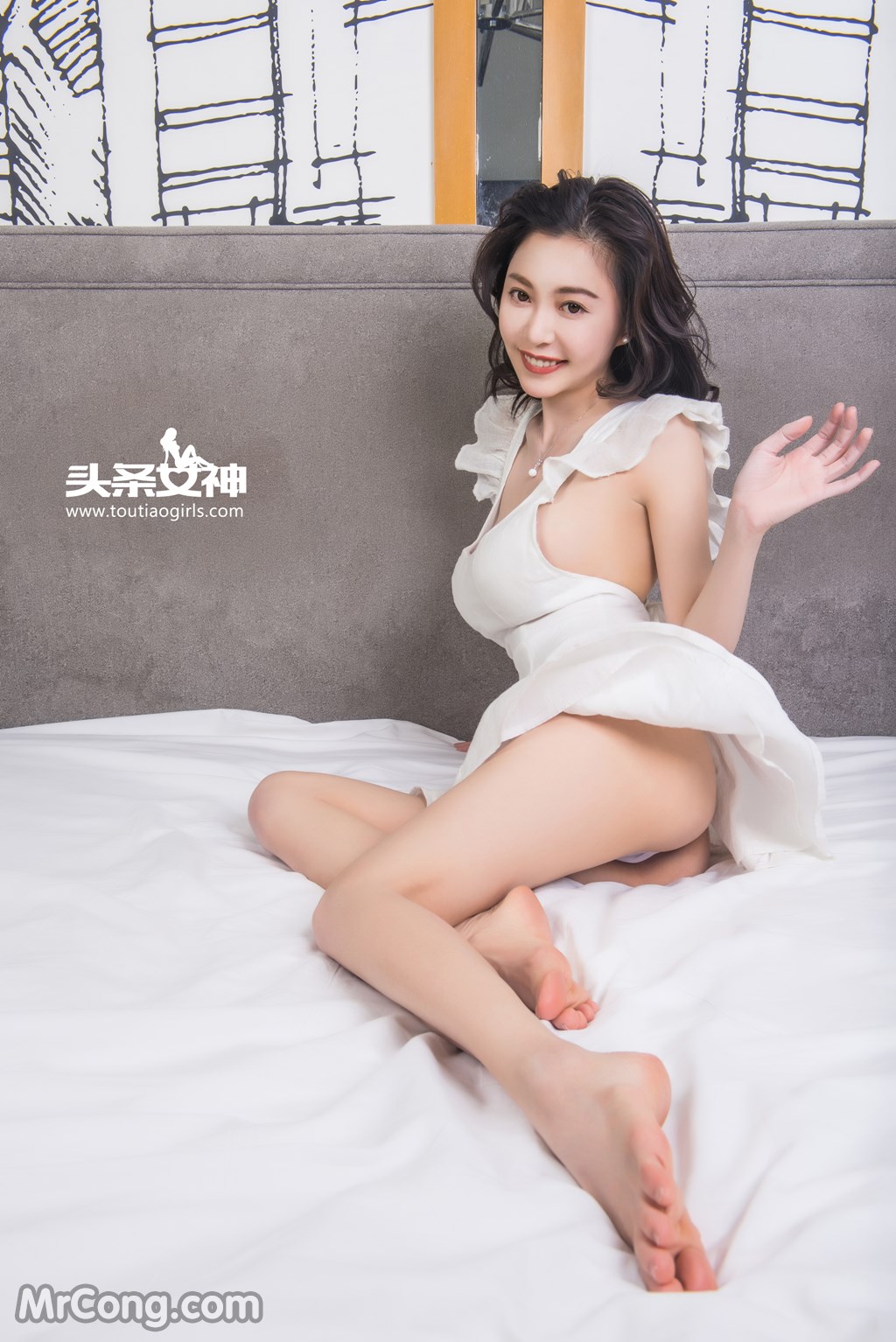 TouTiao 2016-12-10: Model Xiao Ai (小 爱) (27 pictures) photo 1-14