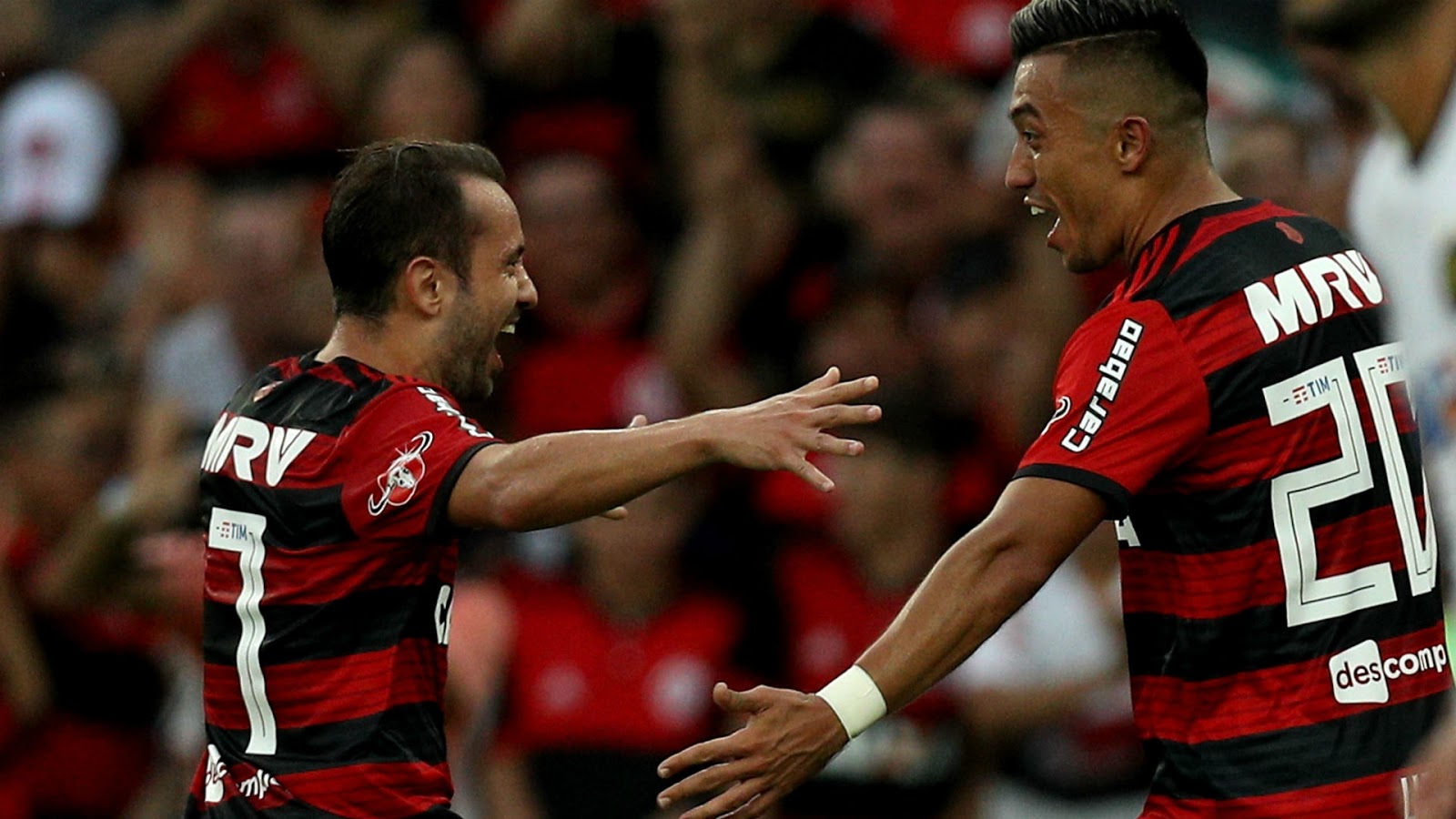 Jogadores revelados por Flamengo e Grêmio são apontados como 'craques do  futuro' no FIFA 23 - Lance!