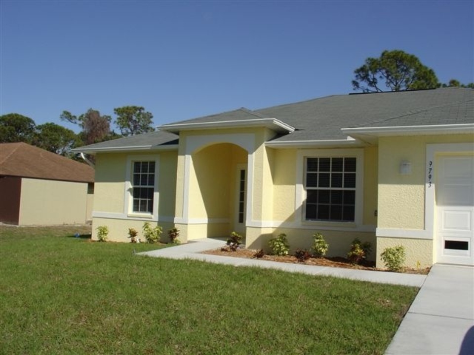 Bonita Springs Waterfront Homes and Condos