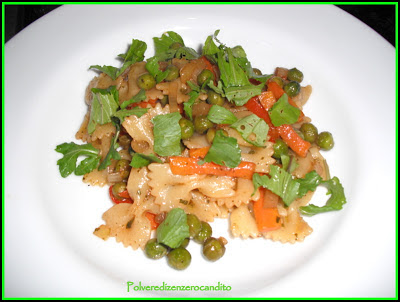 farfalle con sugo di verdure primaverili